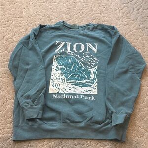 Zion National Park Blue/green crewneck sweatshirt